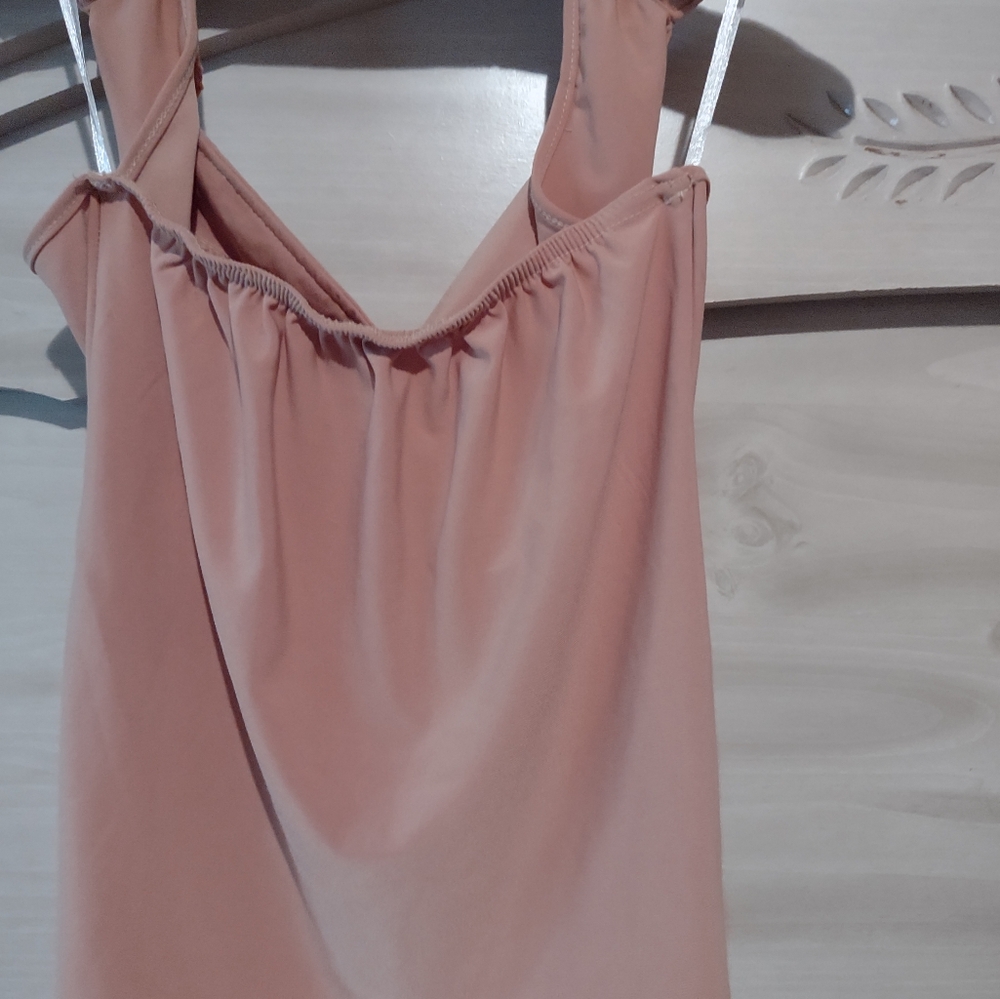 Halter top - Picture 2 of 3